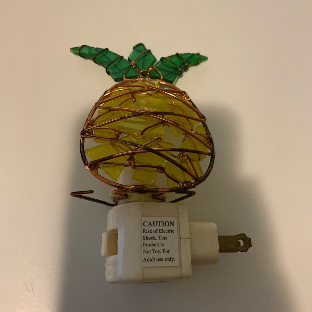 Pineapple nightlight